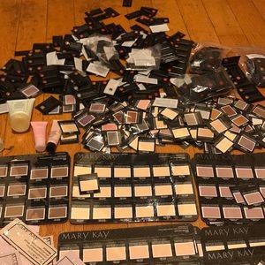Mary kay samples. 200 pieces $10! Mineral eye color.lipgloss lipstick etc etc